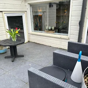 Couette-café Luxury On Robs Houseboat Special For Couples